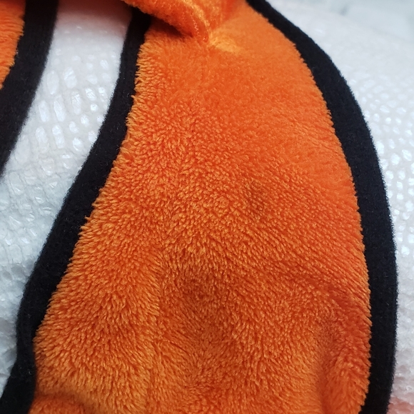 Disney/Pixar Finding Nemo Nemo Plush - Picture 8 of 8